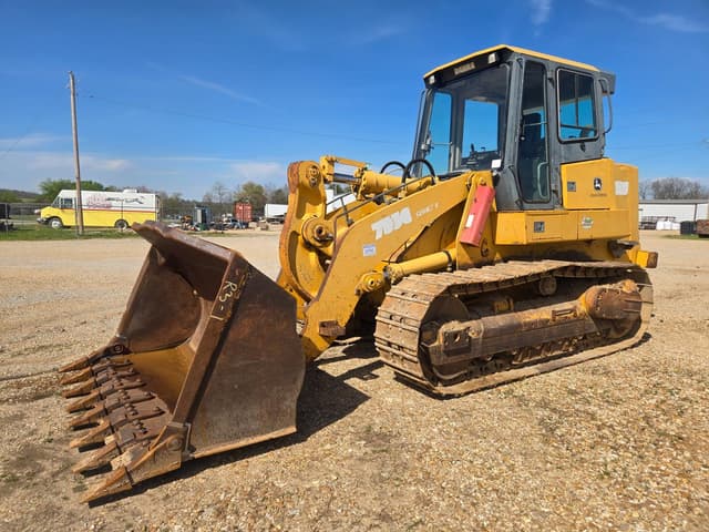 Image of John Deere 755C equipment image 2