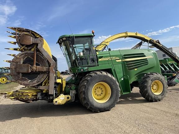 Image of John Deere 7700 equipment image 4