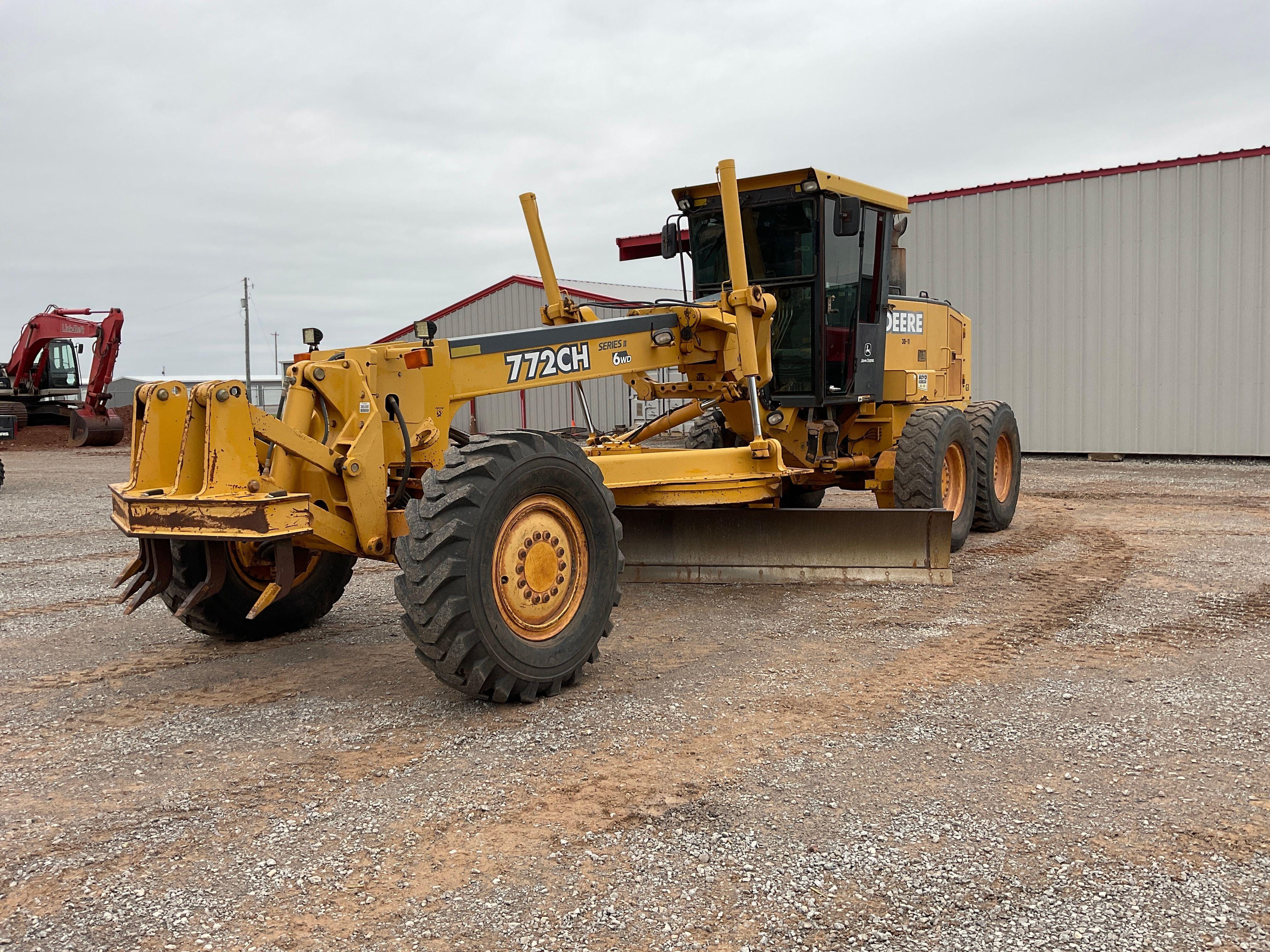 Main image John Deere 772CH