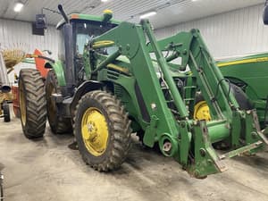 2004 John Deere 7820 Image