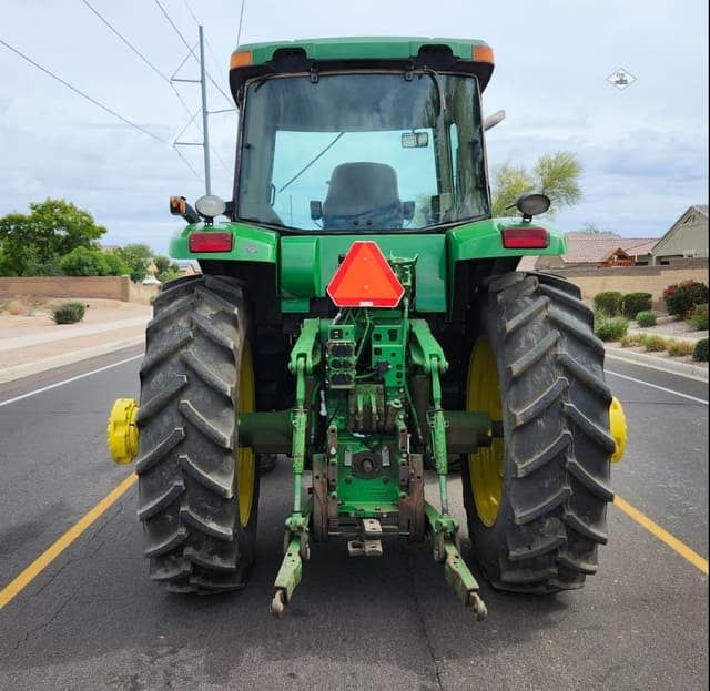 Image of John Deere 7820 equipment image 3
