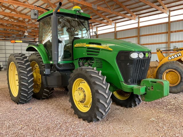Image of John Deere 7820 equipment image 3