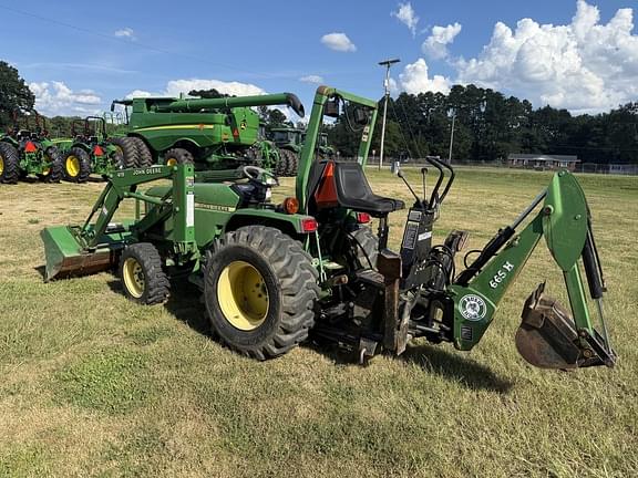 Image of John Deere 790 equipment image 1
