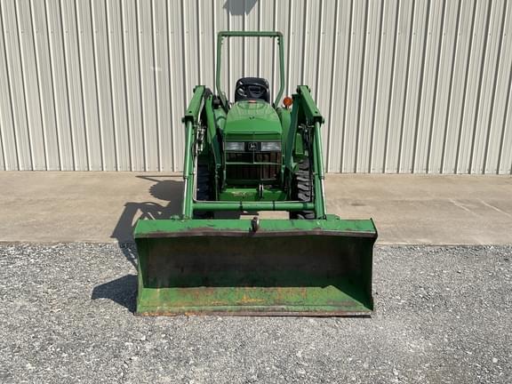 Image of John Deere 790 equipment image 2