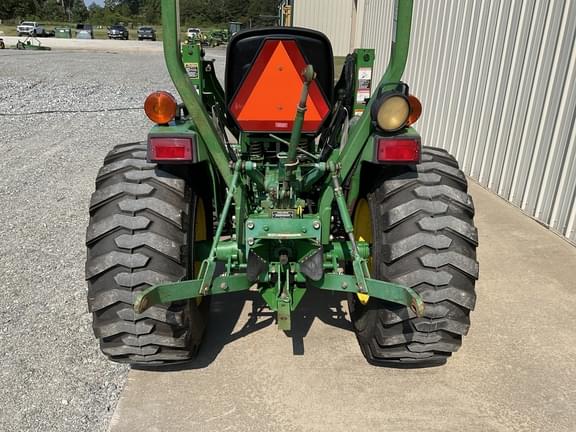 Image of John Deere 790 equipment image 3