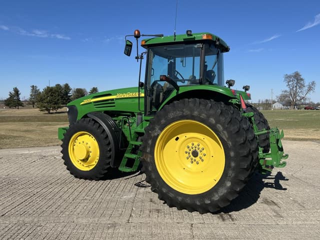 Image of John Deere 7920 equipment image 3