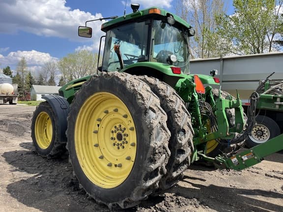 Image of John Deere 7920 equipment image 2
