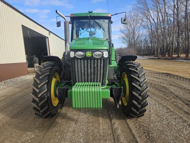 Image of John Deere 7920 equipment image 2