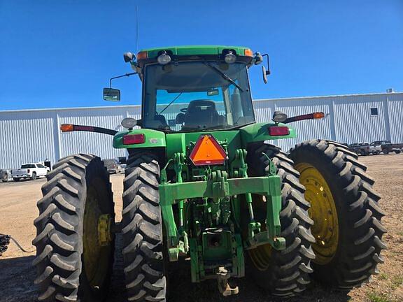 Image of John Deere 7920 equipment image 2