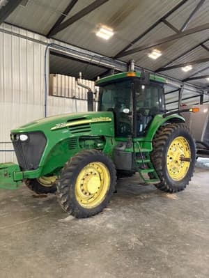 2004 John Deere 7920 Image