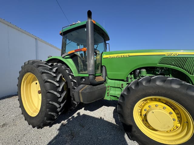 Image of John Deere 8120 equipment image 4