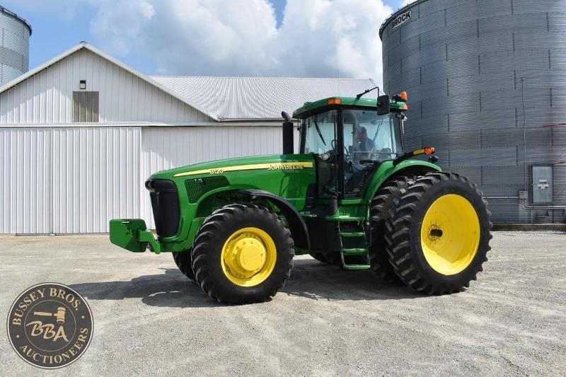 Image of John Deere 8120 Primary image