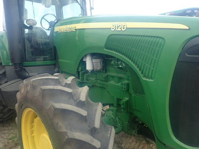 Image of John Deere 8120 equipment image 4