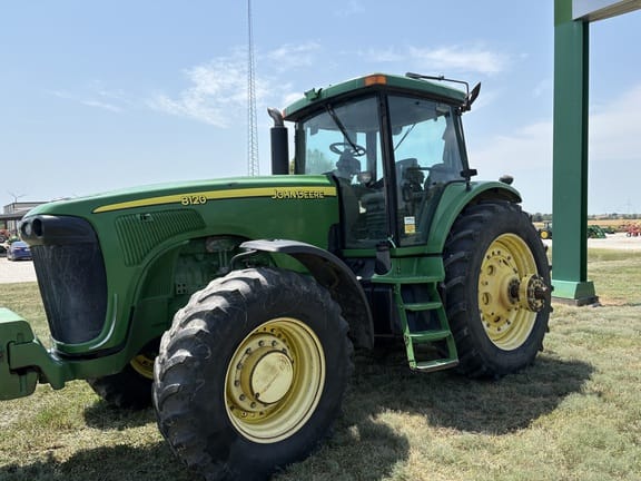 2004 John Deere 8120 Equipment Image0