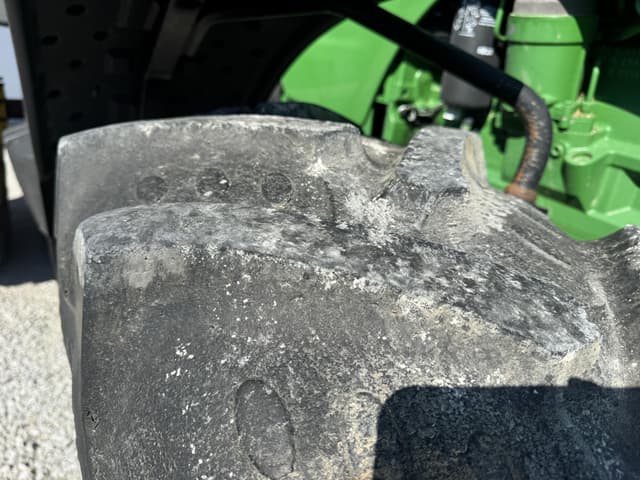 Image of John Deere 8120 equipment image 3