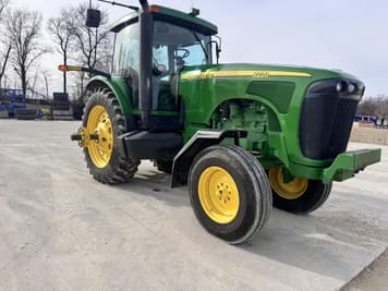 Main image John Deere 8220