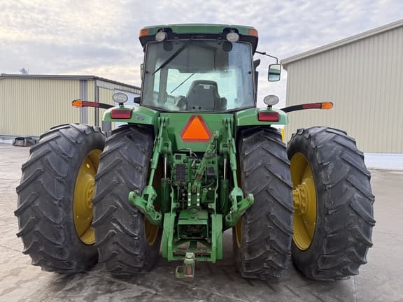 Image of John Deere 8220 equipment image 3