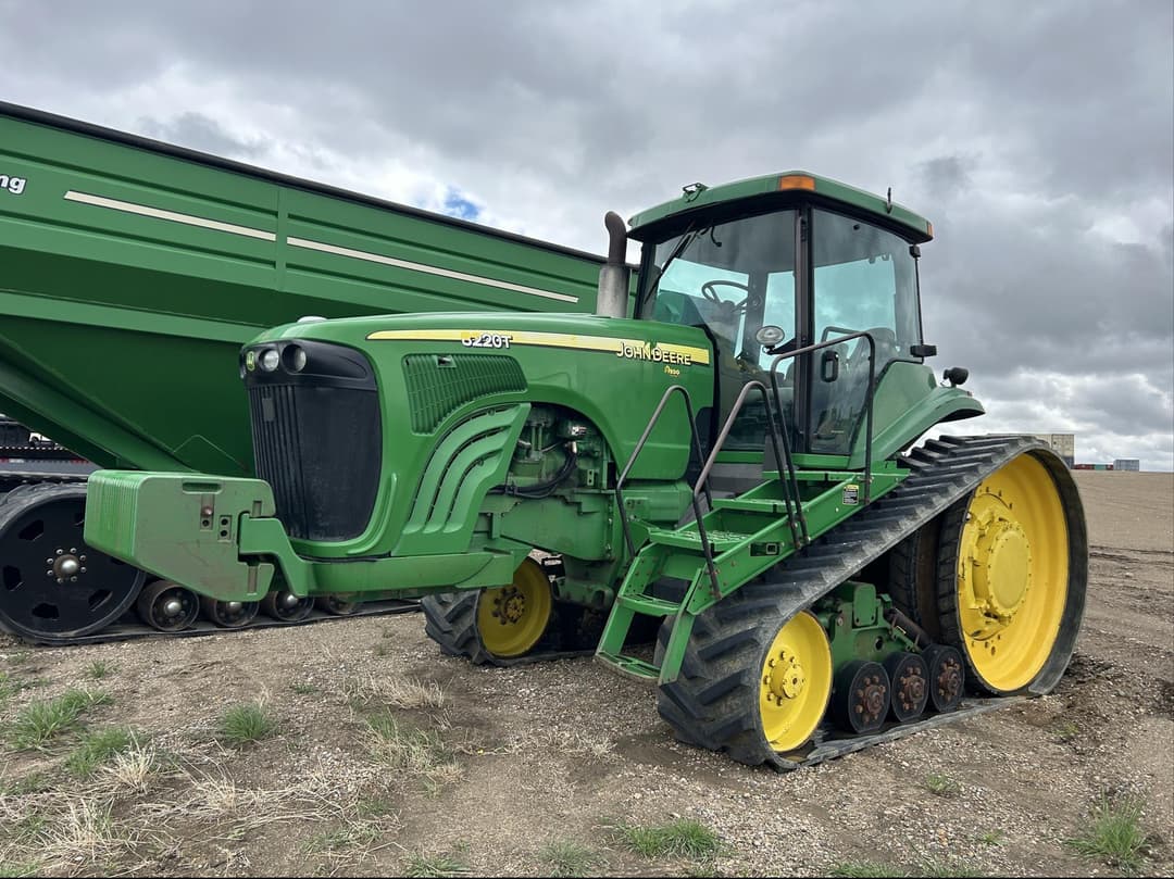 Image of John Deere 8220T Primary image