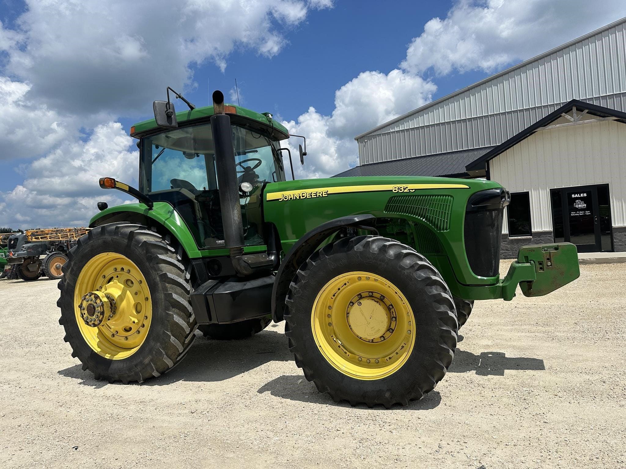 2004 John Deere 8320 Equipment Image0
