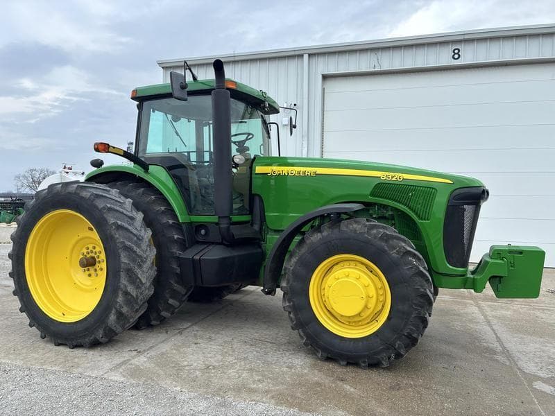 Image of John Deere 8320 Primary image
