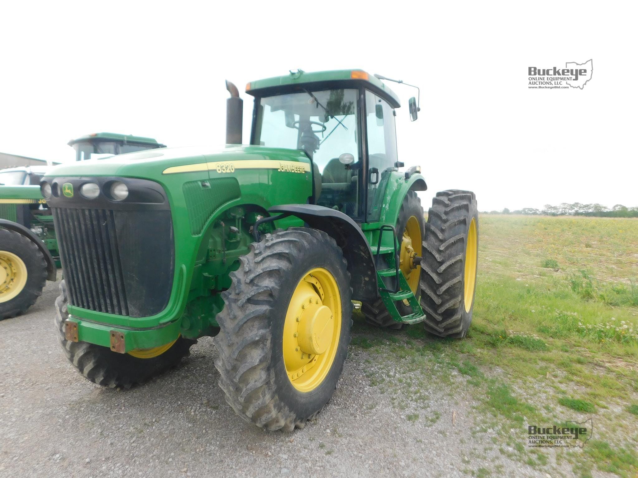 2004 John Deere 8320 Equipment Image0