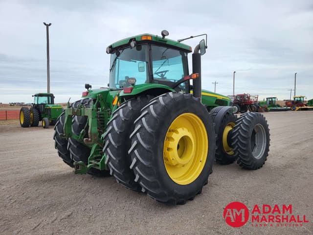 Image of John Deere 8320 equipment image 2