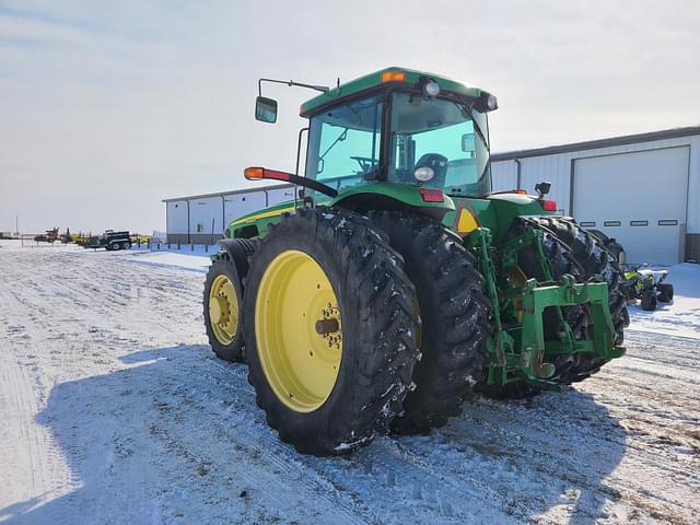 Image of John Deere 8320 equipment image 3