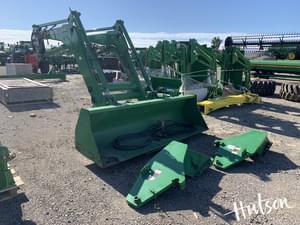 2004 John Deere 840 Image