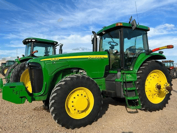 Main image John Deere 8420