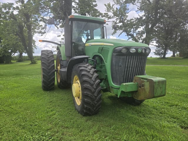 Image of John Deere 8420 equipment image 2