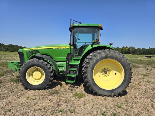 Image of John Deere 8420 equipment image 1