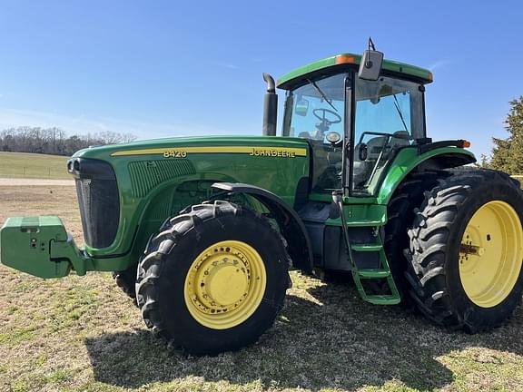 Image of John Deere 8420 equipment image 3