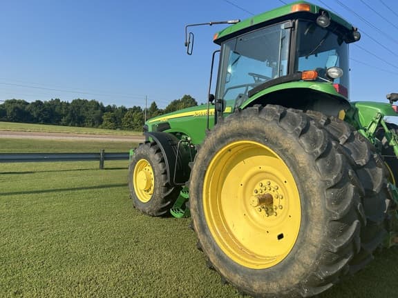 Image of John Deere 8420 equipment image 3