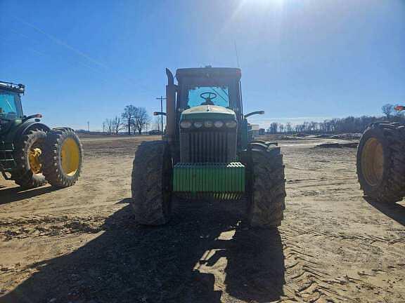 Image of John Deere 8420 equipment image 4