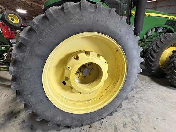 Image of John Deere 8420 equipment image 2