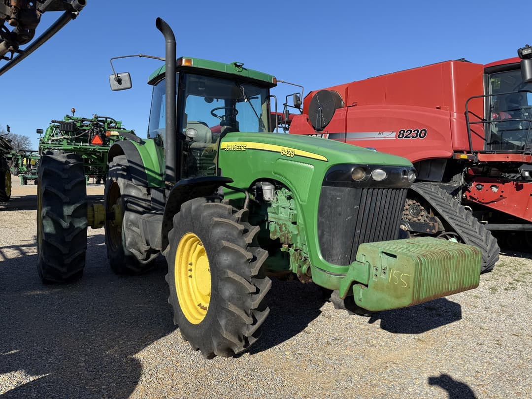 Image of John Deere 8420 Primary image