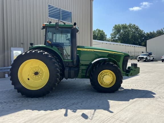 Image of John Deere 8420 equipment image 1