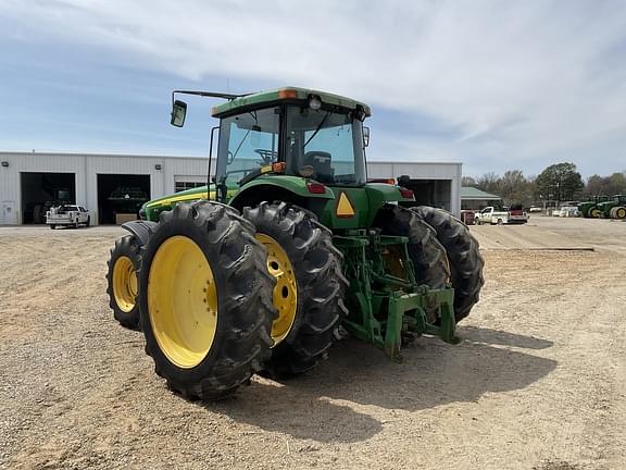 Image of John Deere 8420 equipment image 2