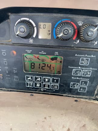 Image of John Deere 8420 equipment image 4