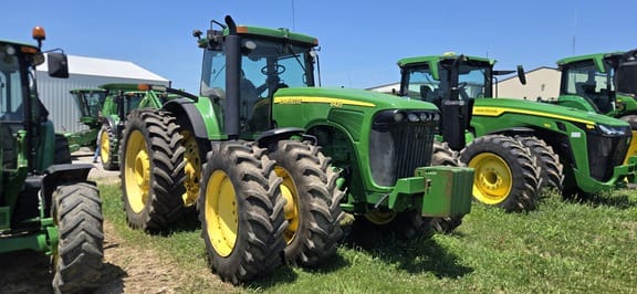 2004 John Deere 8420 Equipment Image0