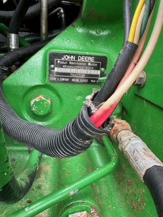 Image of John Deere 8420 equipment image 3