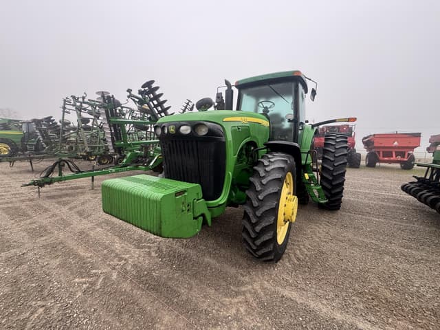 Image of John Deere 8420 equipment image 2