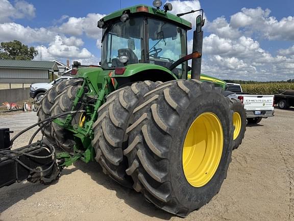 Image of John Deere 8420 equipment image 2