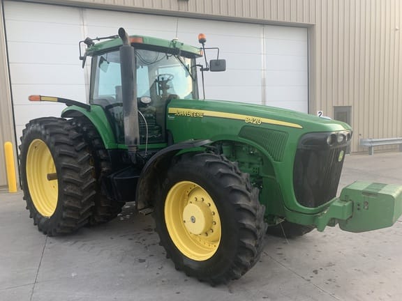 2004 John Deere 8420 Equipment Image0