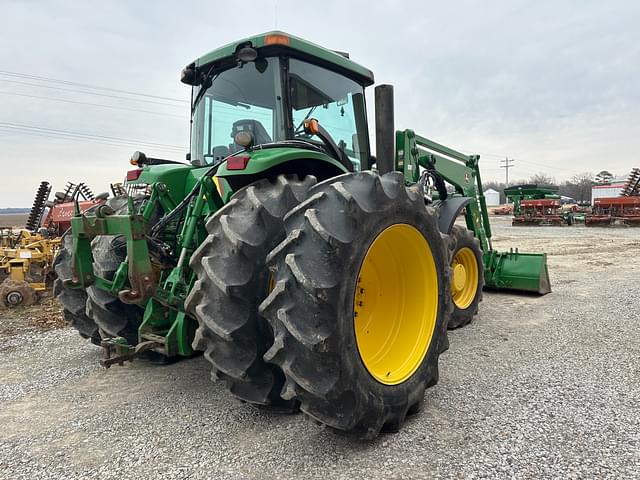 Image of John Deere 8420 equipment image 2