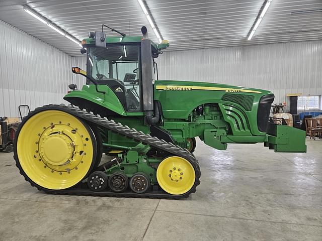 Image of John Deere 8420T equipment image 1