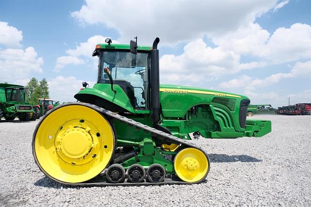 Image of John Deere 8420T equipment image 3