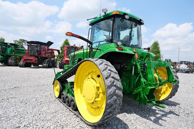 Image of John Deere 8420T equipment image 4