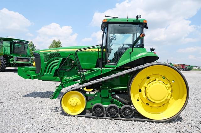 Image of John Deere 8420T equipment image 2