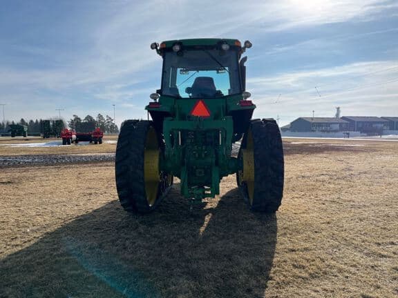 Image of John Deere 8420T equipment image 3